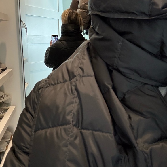 Theory Black Puffer Jacket with large detachable scarf. - Picture 9 of 14